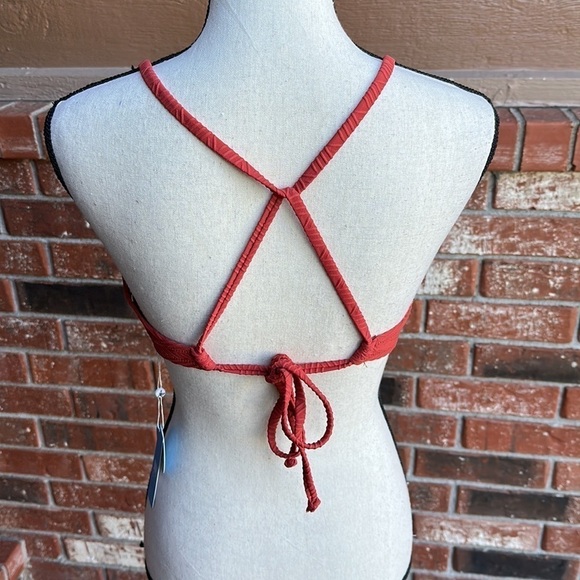 CUPSHE Criss Cross Self Tie Spaghetti Strap V Neck Bikini Top Women's Size Large - Picture 3 of 6